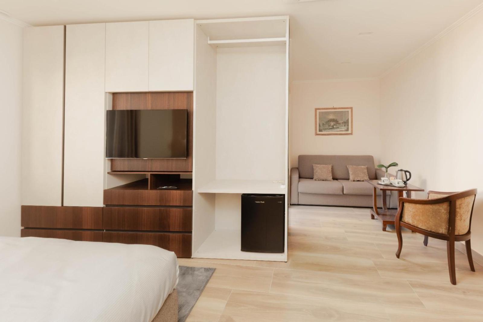 Le Corti - Dimora Storica Bed & Breakfast Polistena Exterior photo
